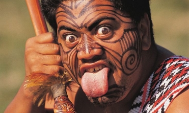 Почему маори высовывают язык? | Неизведанный Мир - активный отдых  2020-2021, активные туры по всему миру. Треккинг, рафтинг, вип-туры, походы!
